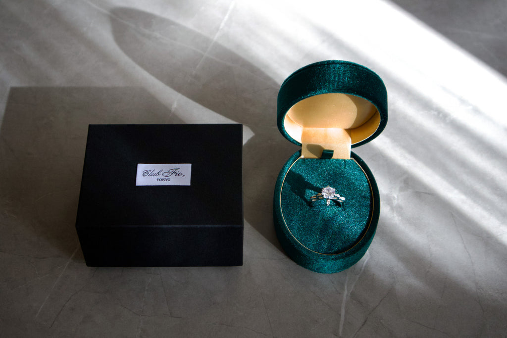 [ Pre–Order ] Angel’s Kiss