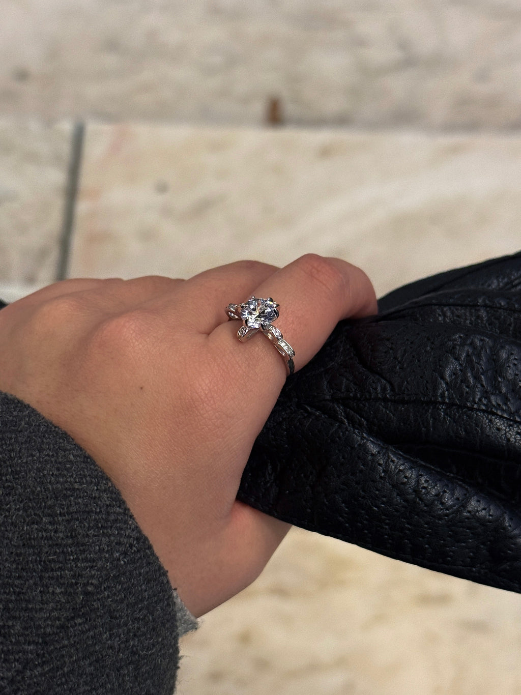 [ Pre–Order ] Angel’s Kiss