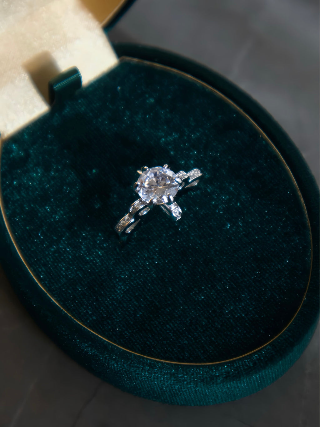 [ Pre–Order ] Angel’s Kiss